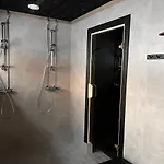 Porthos Ski-in With Private Hot Tub And Sauna In Lapland