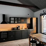 Porthos Ski-in With Private Hot Tub And Sauna In Lapland Chalet Pyhätunturi