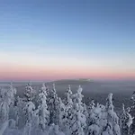 Chalet Porthos Ski-in With Private Hot Tub And Sauna In Lapland
