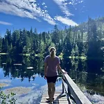 Alpstuga Porthos Ski-in With Private Hot Tub And Sauna In Lapland *