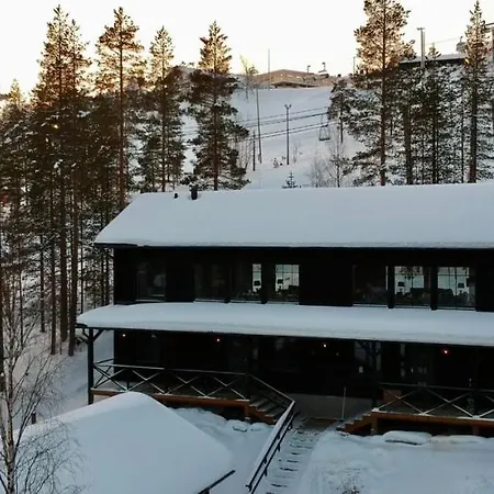 Domek alpejski Porthos Ski-in With Private Hot Tub And Sauna In Lapland *