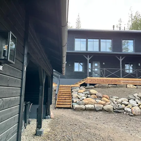 Porthos Ski-in With Private Hot Tub And Sauna In Lapland *