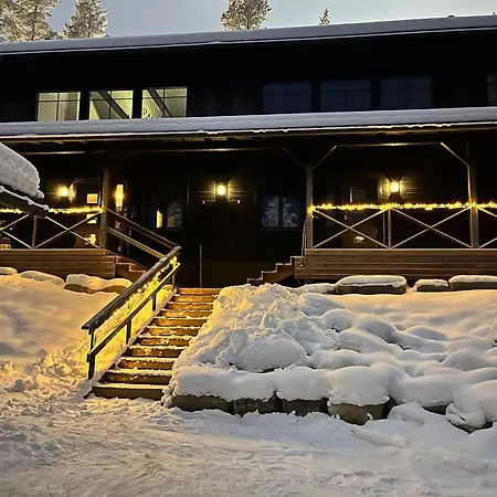 Chalet Porthos Ski-in With Private Hot Tub And Sauna In Lapland *