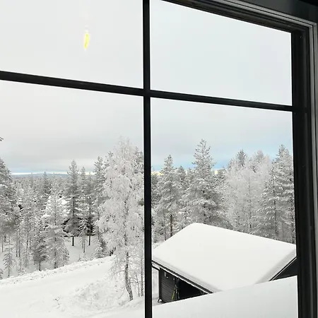 Domek alpejski Porthos Ski-in With Private Hot Tub And Sauna In Lapland *